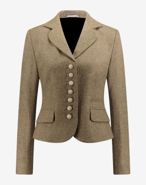 Front view of a women’s beige Bavarian-style trachten jacket with a tailored fit, notched lapel collar, decorative metal buttons, long sleeves, and flap pockets, designed in a classic Alpine heritage style.